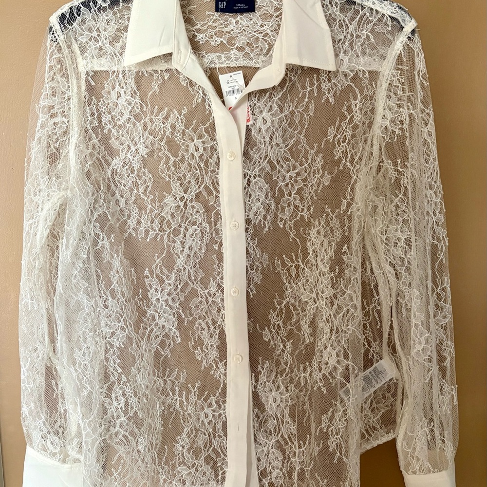 NEW Gap Sheer Lace classic blouse Size small